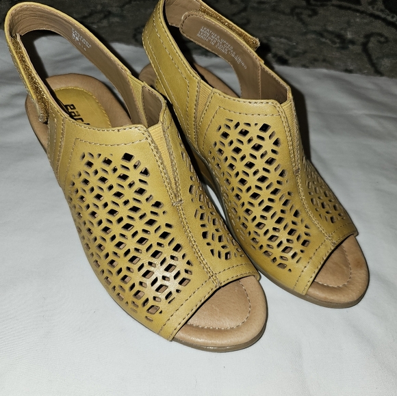 Lot of 3 Pairs Earth Kristy Peep Toe Size 5B - Picture 9 of 11